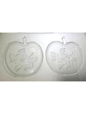 Hazel Atlas 1950s Vintage Set Of 2 Clear Floral Snack Plates Apple Shaped